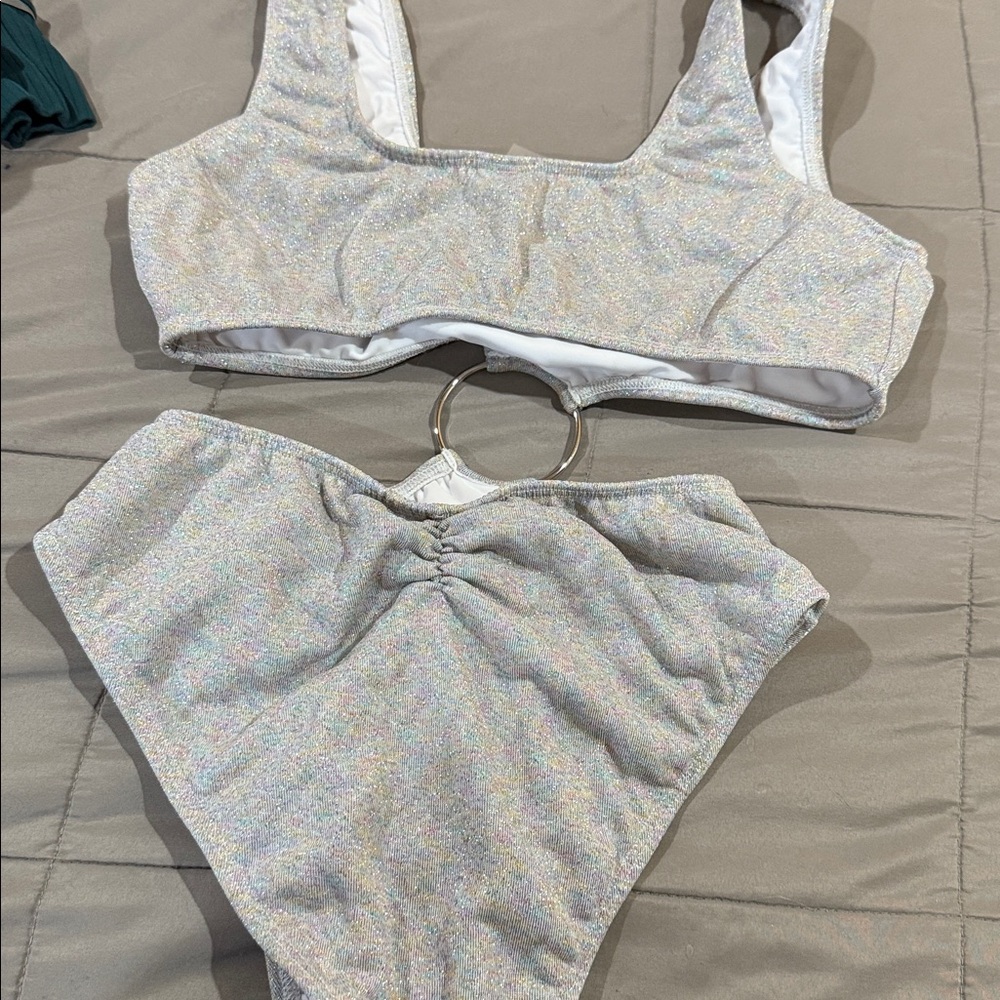 Montce Gray sparkle one piece suit size large - Picture 5 of 8